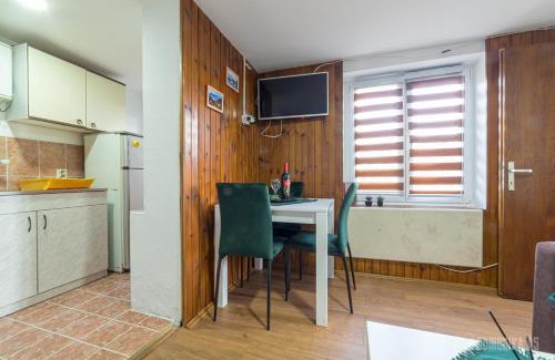 Kremna House | Apartmani LUFT