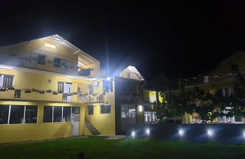 Jagodina Apartment | APARTMANI PLAVI