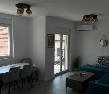 Petrovaradin Apartment | Apartmani Trivunov