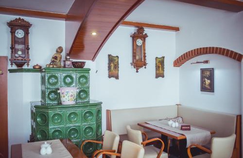Jindrichuv Hradec Apartment | Apartmany U Papoušků