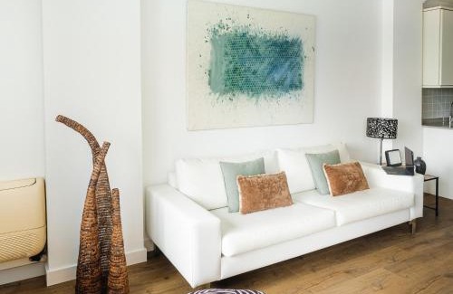 Las Palmas de Gran Canaria Apartment | Apartment Abora Garden with terrace, pool, extensive gardens and free parking