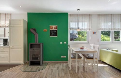 Gutach Apartment | Apartment 'Paffendorf' with Shared Terrace and Wi-Fi