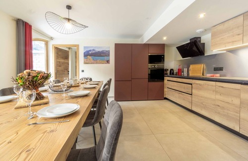Val Cenis Apartment | Apartment 'Chalet La Turra' with Mountain View, Wi-Fi and Air Conditioning