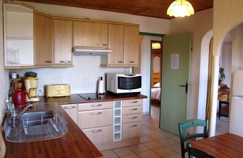 Les Adrets-de-l'Esterel Apartment | Apartment 2 bedrooms, at the first floor of villa: garden, pool