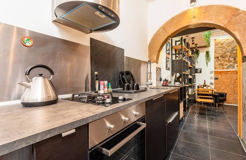 Rovittello Apartment | Apartment 'Santa Maria' with Mountain View, Wi-Fi and Air Conditioning