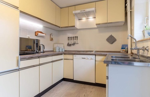 St. Peter-Ording Apartment | Apartment 1 - House Springfloot