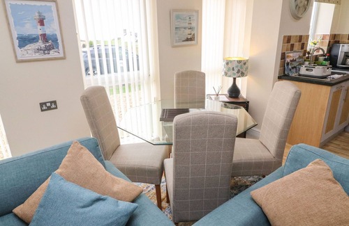 Morecambe Cottage | APARTMENT 1, pet friendly in Heysham
