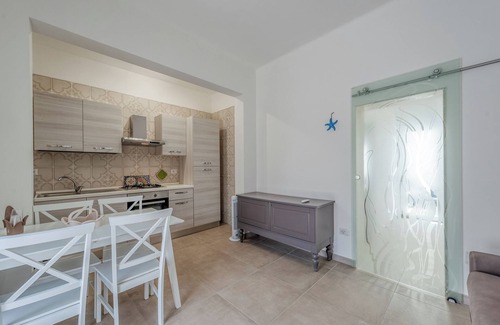 Torre San Gennaro Apartment | Apartment '1' with Private Terrace and Air Conditioning