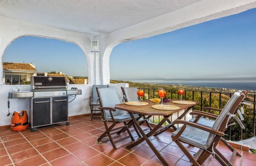 Marbella Apartment | Apartment '103-Penthouse' with Sea View, Wi-Fi and Air Conditioning