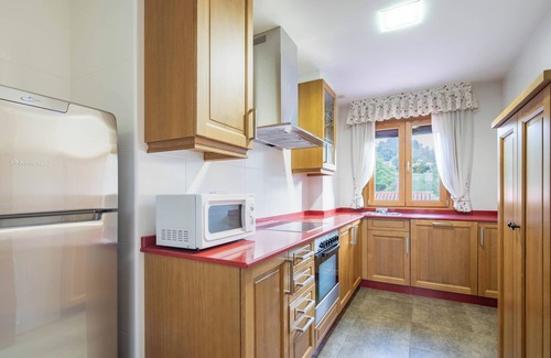 Cangas Apartment | 'Apartment 12' with Shared Pool, Private Terrace and Wi-Fi