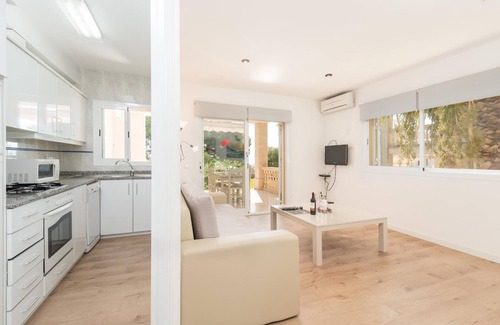 Alcudia Apartment | Apartment 2-2 with direct exit to the Alcudia beach.