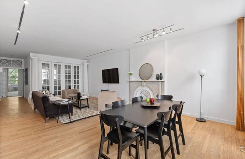 Meatpacking District Apartment | Apartment ∙ 2 bedrooms ∙ 6 guests