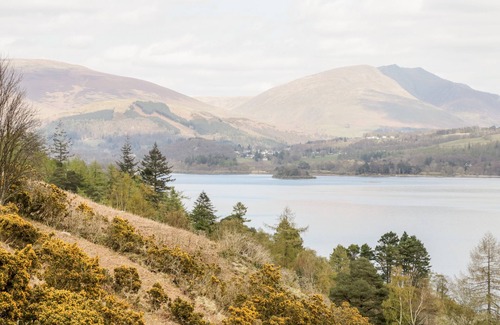Keswick Cottage | APARTMENT 2 BLENCATHRA, family friendly, with a garden in Keswick