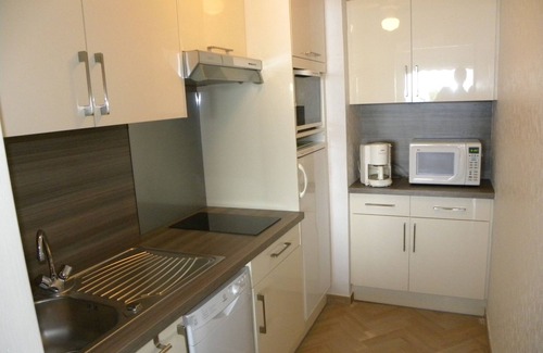 Bandol Apartment | Apartment 2 Rooms + Terrace 10 m² -Front de Mer, Face Plage de Sable