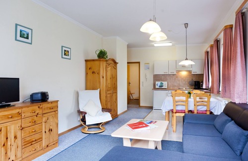 Todtnau Apartment | Apartment '2 Stübenbach, 47 M²' with Mountain View, Shared Terrace and Wi-Fi