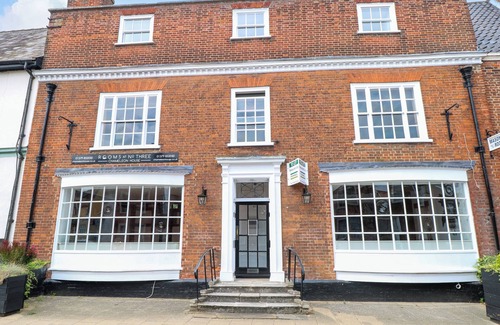 Harleston Cottage | Apartment 4 Chameleon House