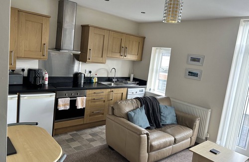 Stockton-on-Tees Apartment | Apartment 4A/4B - Bright and Beautiful