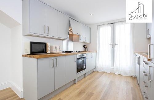 Walkden Apartment | Apartment 5 - Beautiful 1 Bedroom Apartment Near Manchester