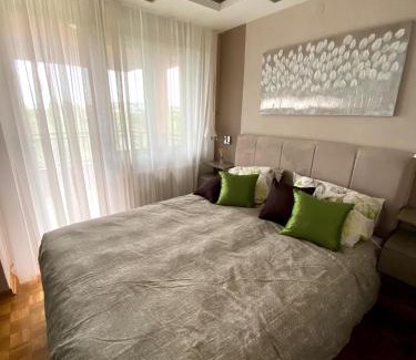 Dorcol Apartment | Apartment 53, Danube Quay