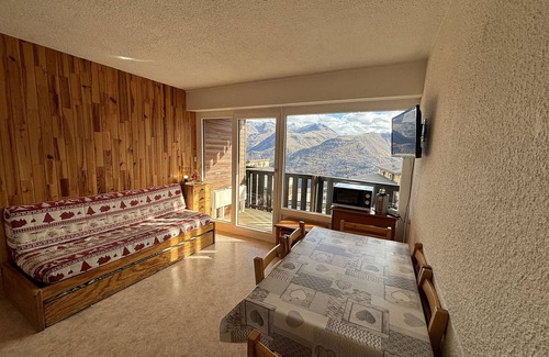 Auris Apartment | Apartment 6 guests at the foot of the slopes with balcony - Auris en Oisans