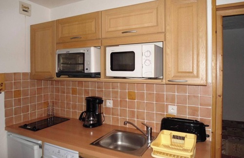 Cohennoz Apartment | Apartment '6 - Perce Neige' with Mountain View, Shared Terrace and Wi-Fi