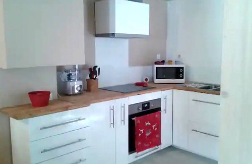 Bagneres-de-Luchon Apartment | APARTMENT 70m2 TERRACE WIFI - 8 Pers
