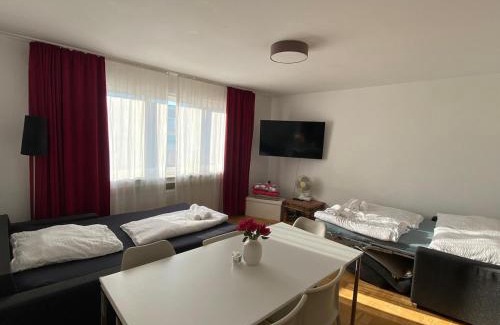Altstadt-Nord Apartment | Apartment 9 at Cologne Cathedral