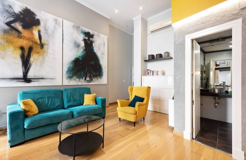 La Merced Apartment | Apartment 'Alamos' with Wi-Fi and Air Conditioning