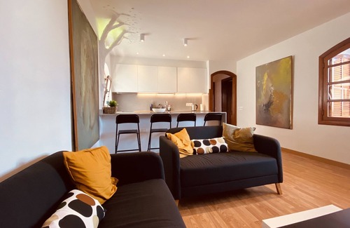 Playa Honda Apartment | Apartment Alegría | Stylish, newly renovated accommodation right by the sea
