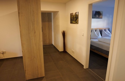 Aua Apartment | Apartment 'Alter Kuhstall' with Private Terrace and Wi-Fi