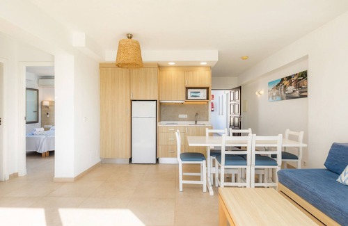Cala Ferrera Apartment | Apartment 'Aquamarina 6' with communal pool, WLAN and air conditioning