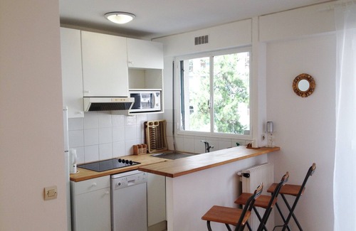 Grenelle Apartment | Apartment At Eiffel Tower, ICONIC LOCATION, District 7, Sleeps 5/6