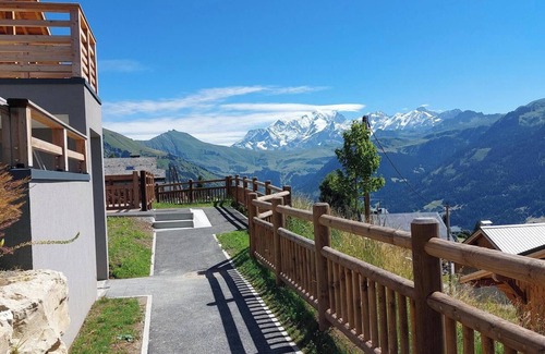 Hauteluce Apartment | Apartment at the entrance to Les Saisies with views of Mont Blanc and the Beaufortain massif