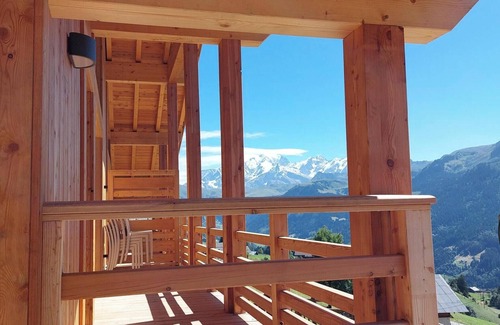 Hauteluce Apartment | Apartment at the entrance to Les Saisies with views of Mont Blanc and the Beaufortain massif