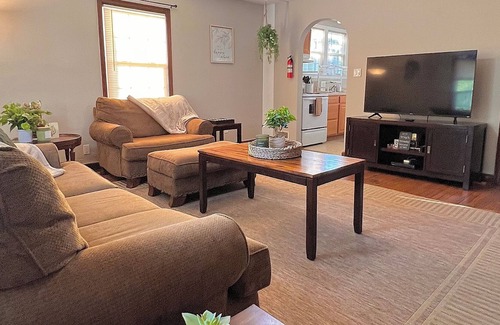 North Central Columbia Apartment | Apartment at The Pecan Suite