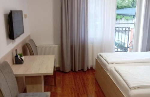Subotica Apartment | Apartment Atina