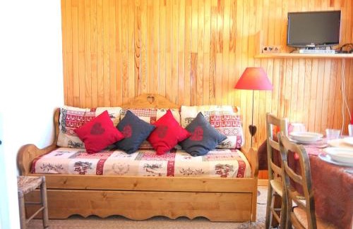 La Toussuire Apartment | Apartment Bellard-2 by Interhome