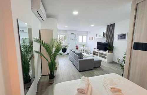 Carretera de Cadiz Apartment | Apartment Benahavis II Airport - Málaga