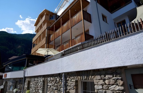 Burgusio Apartment | Apartment 'Bergkamerad 2' with Mountain View, Shared Terrace and Wi-Fi