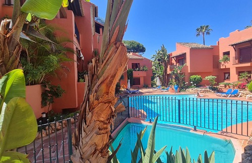 Nikki Beach Apartment | Apartment "Boutique Penthouse Elviria Beachside" with Pool, 2 Terraces & Wi-Fi