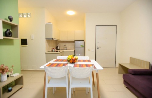 Gjirokaster Apartment | Apartment by the Beach in Albania