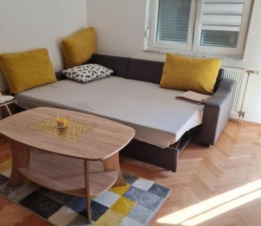 Brcko Apartment | Apartment California