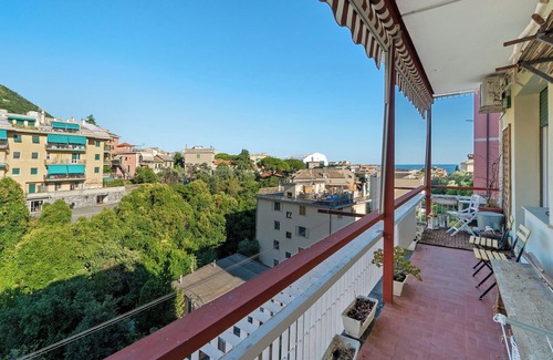 Quarto dei Mille Apartment | Apartment 'Casa Blu - Silence and Sea Just Steps Away' with Sea View, Private Terrace, and Air Conditioning