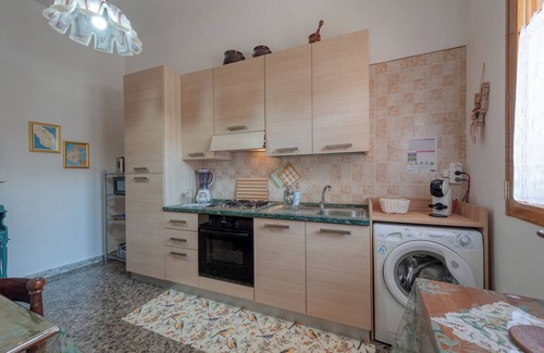 Trepuzzi Apartment | Apartment 'Casa Degli Zii' with Private Garden, Wi-Fi and Air Conditioning