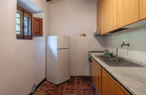 Pescia Apartment | Apartment 'Casa Grande' with Mountain View, Shared Pool and Wi-Fi