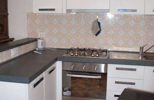 Manarola Apartment | Apartment Casa Ines by Arbaspàa - central apartment in Manarola