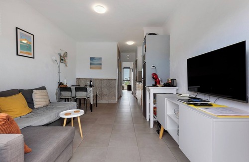 Caleta de Fuste Apartment | Apartment "Casa Nicole Sea View" with Sea View, Pool, Garden & Terrace