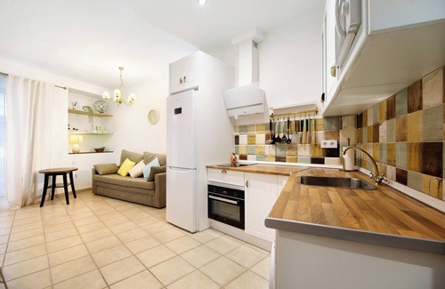 Rota Apartment | Apartment 'Casa Olga' with Shared Terrace and Wi-Fi