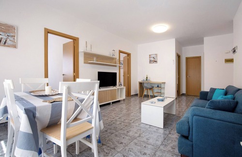 Gran Tarajal Apartment | Apartment Casa Relax with Air Conditioning and Wi-fi