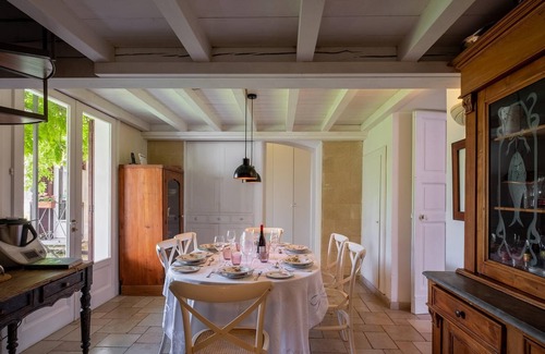Lecce Historic Center Villa | Apartment 'Casa Storica del 500' close to City Centre with Garden & Wi-Fi
